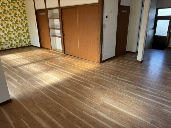 野地町4丁目貸家