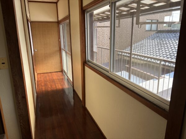 野地町4丁目貸家