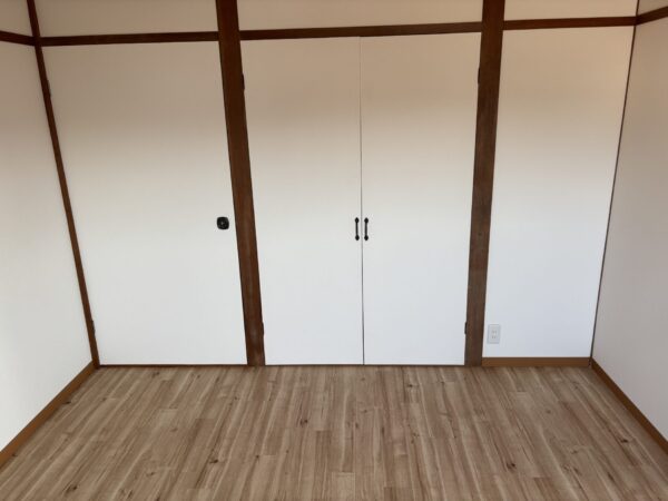 野地町4丁目貸家