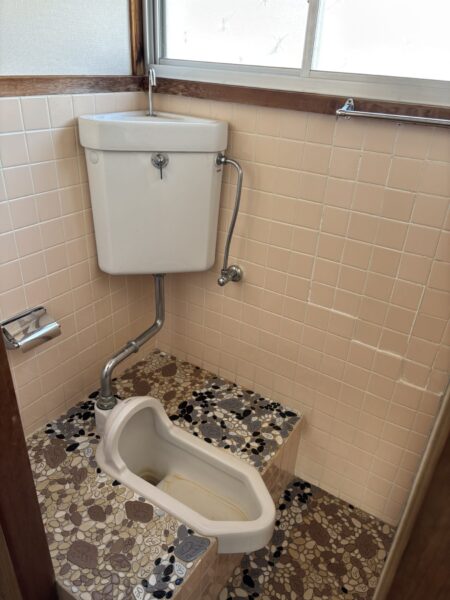 野地町4丁目貸家