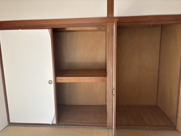 野地町4丁目貸家