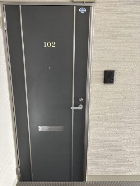 コンプレイスつねとみ