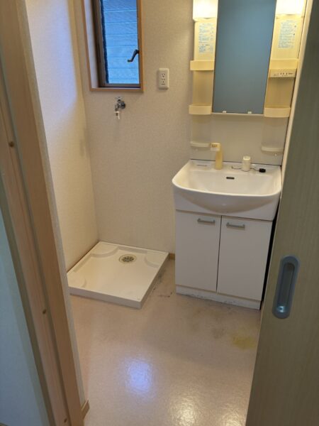 コンプレイスつねとみ