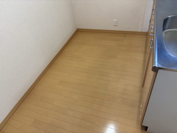 コンプレイスつねとみ