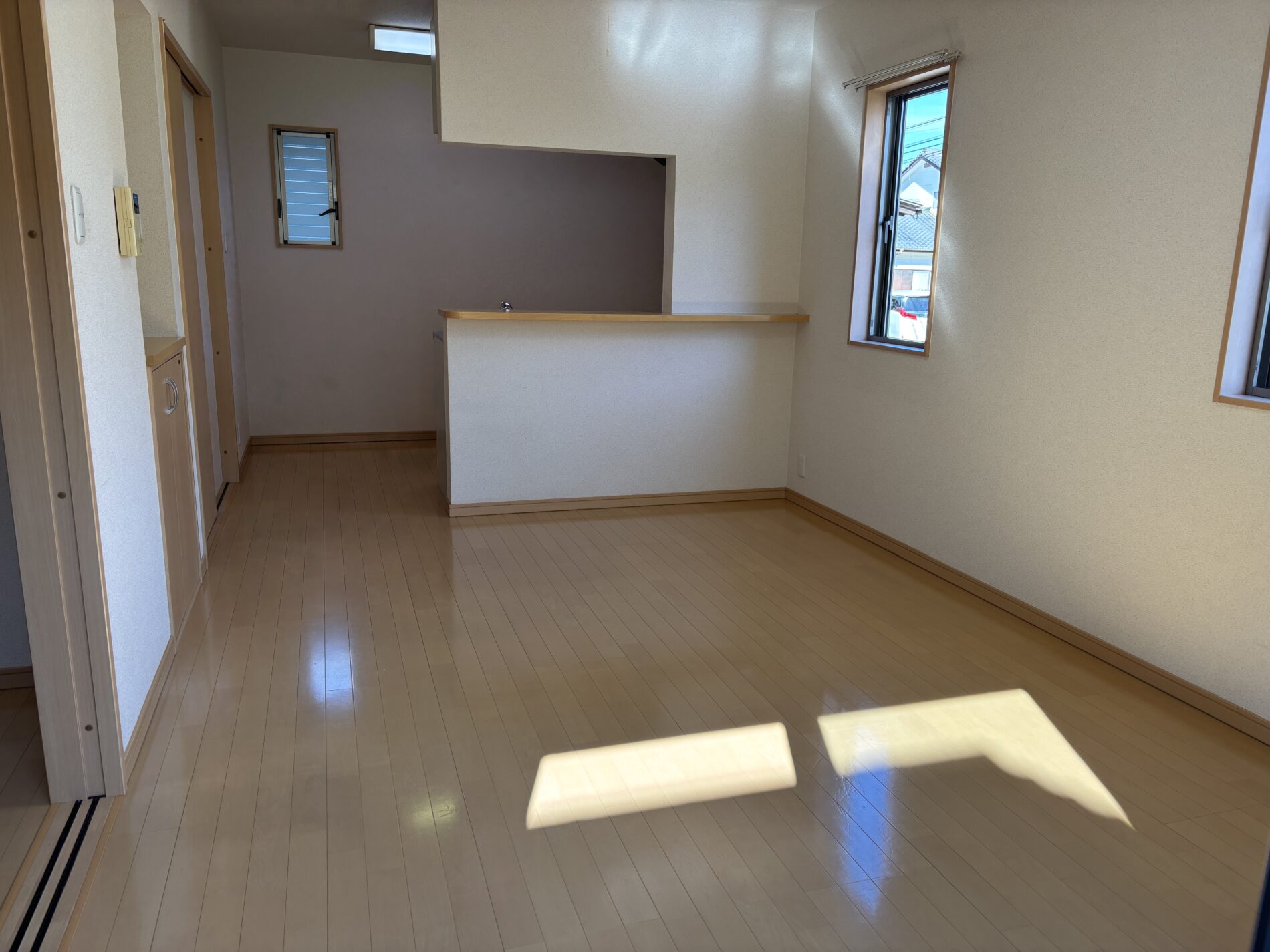 コンプレイスつねとみ画像