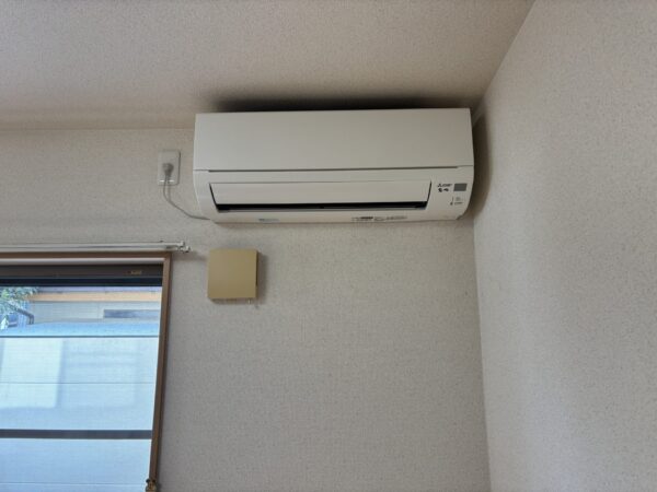 コンプレイスつねとみ