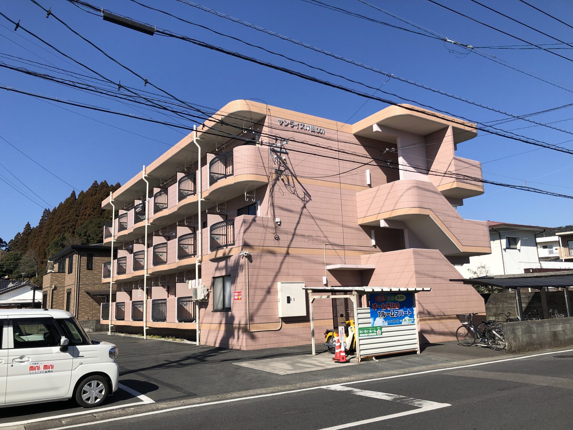 サンライズ岸田001