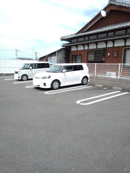 エレガンシア　1R・・・102号室