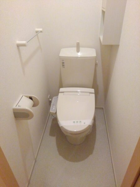 エレガンシア　1R・・・102号室