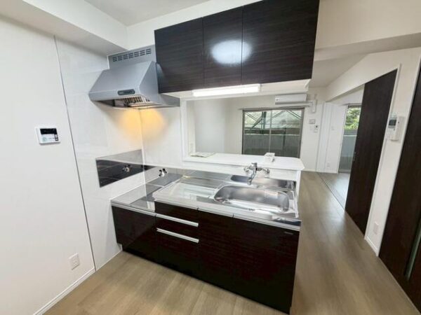 サンテラス・TUTOMI　2LDK