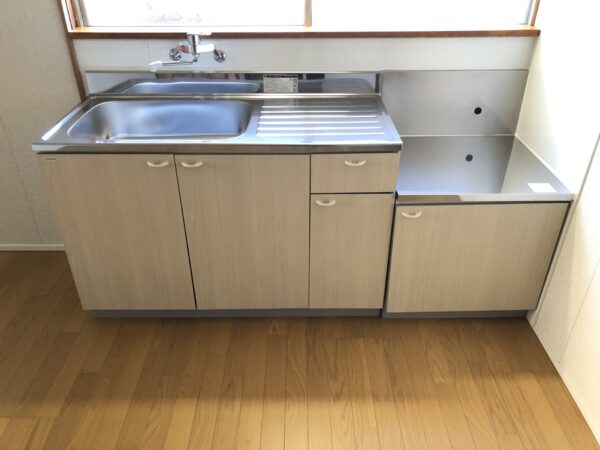 平原町1丁目貸家