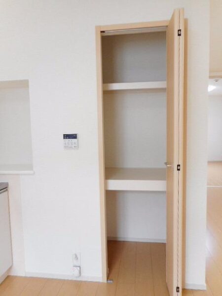 ブローテ　1LDK・・・204号室