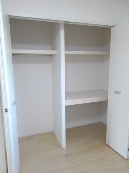 サン フォーリスト  1LDK・・・205号室