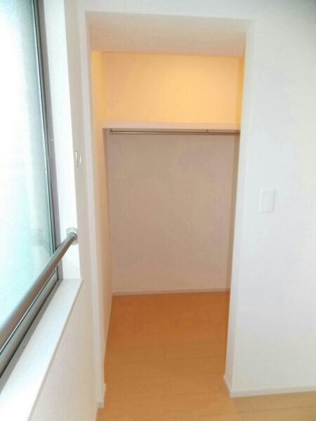 トレジャー　2LDK・・・201号室