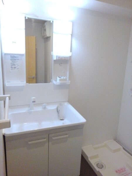 サン フォーリスト  1LDK・・・205号室