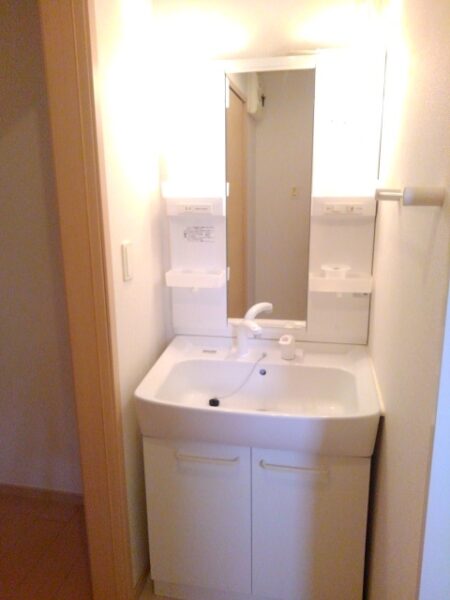 ひまわりB　2DK・・・102号室