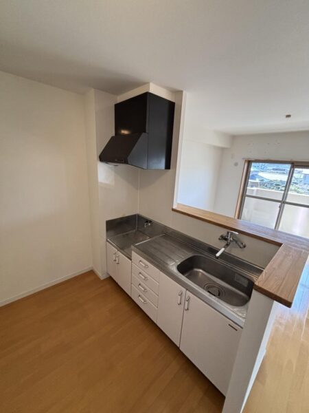 ロイヤルクレッセント  2LDK