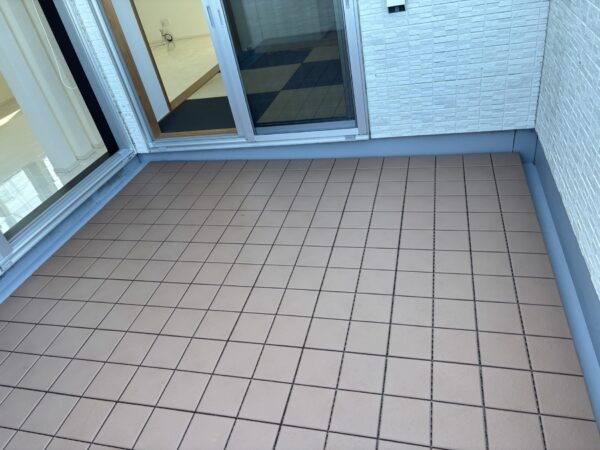 鶴ヶ丘  中古住宅  高台  築9年  4LDK  耐震等級3取得  太陽光発電付きオール電化仕様