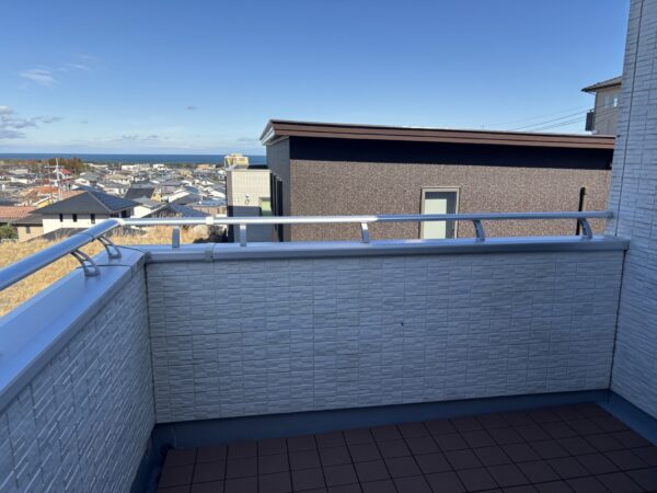 鶴ヶ丘  中古住宅  高台  築9年  4LDK  耐震等級3取得  太陽光発電付きオール電化仕様