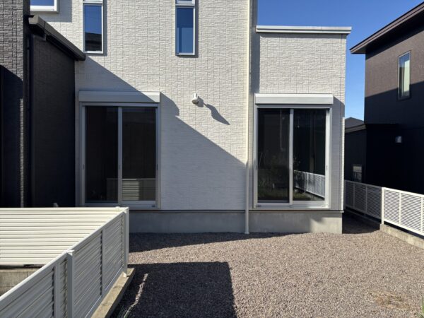 鶴ヶ丘  中古住宅  高台  築9年  4LDK  耐震等級3取得  太陽光発電付きオール電化仕様