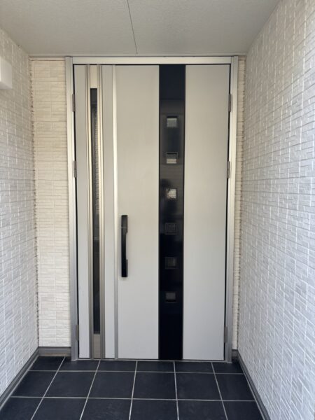 鶴ヶ丘  中古住宅  高台  築9年  4LDK  耐震等級3取得  太陽光発電付きオール電化仕様