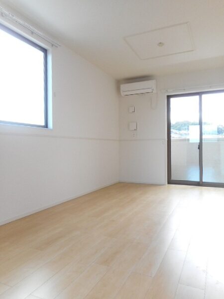 セントラル　Ｍ＆Ｈ　2LDK・・・203号室