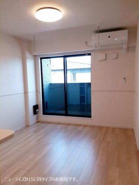 サウスウェーⅨ  3LDK・・・202号室