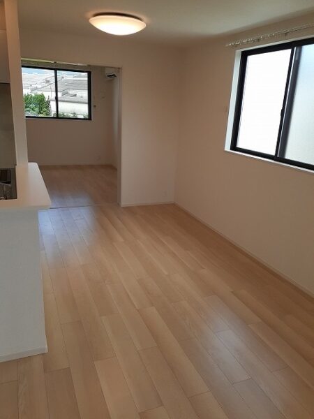 パールリバー アイランド2号館・・・204号室