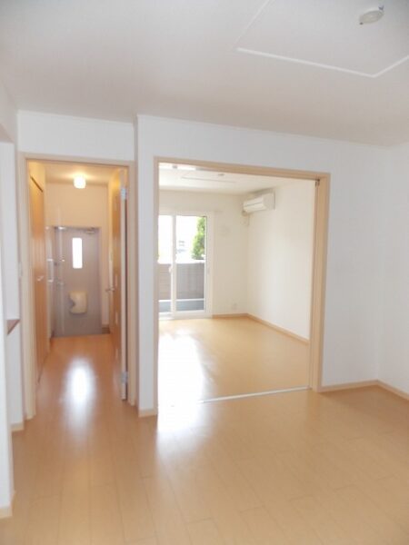 サウスウェーⅡ　2DK・・・103号室