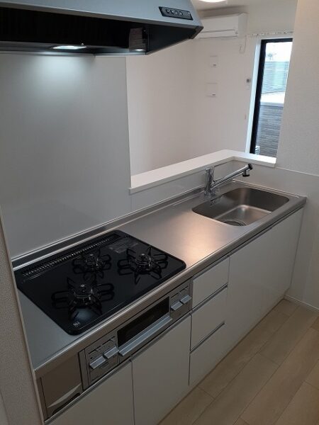 パールリバー アイランド2号館・・・204号室