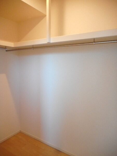 セントラル　Ｍ＆Ｈ　2LDK・・・203号室