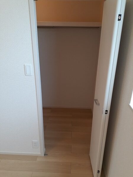 パールリバー アイランド2号館・・・204号室