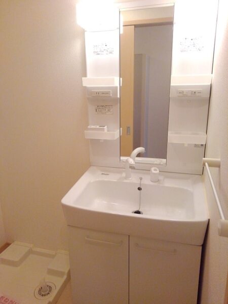 オーブ・ココ　1R ・・・102号