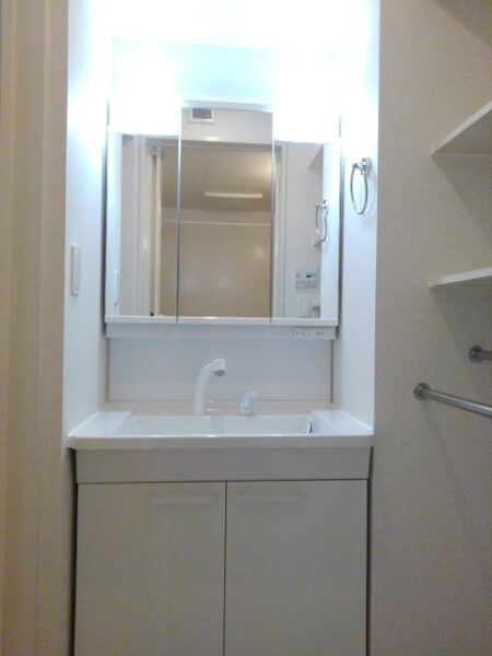 ハイ ブリッジ レジデンス　1R・・・103号室