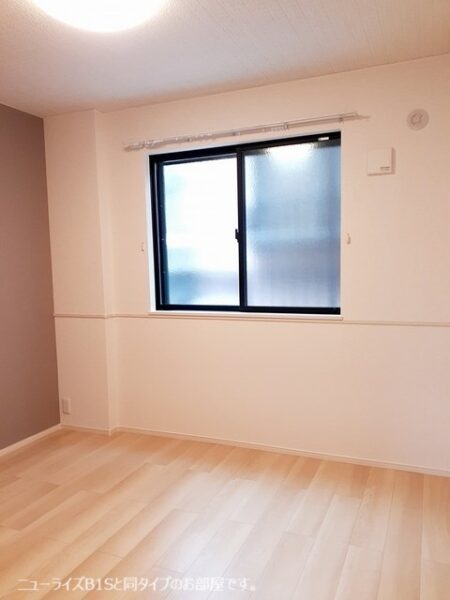 サウスウェーⅨ  2LDK・・・102号室