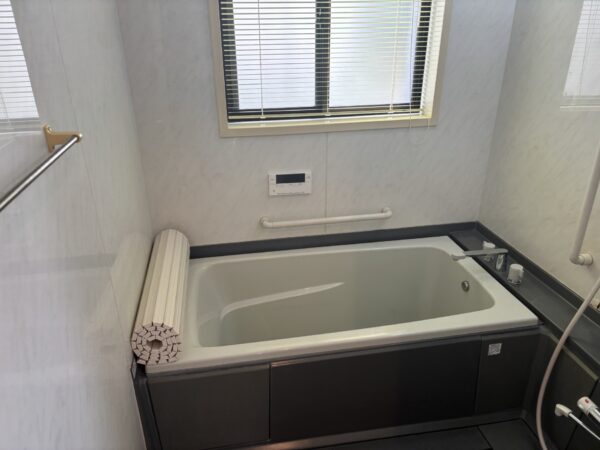 南一ヶ岡7丁目　中古住宅