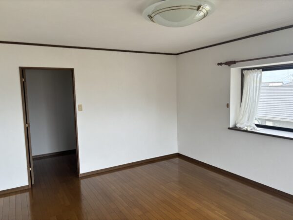 南一ヶ岡7丁目　中古住宅