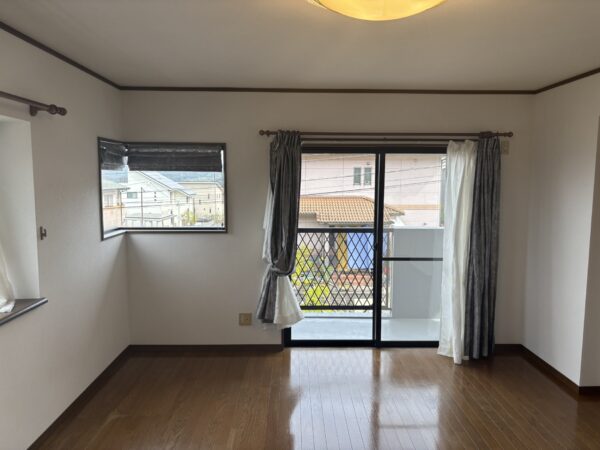 南一ヶ岡7丁目　中古住宅