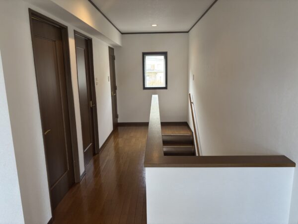 南一ヶ岡7丁目　中古住宅