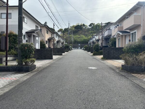 南一ヶ岡7丁目　中古住宅