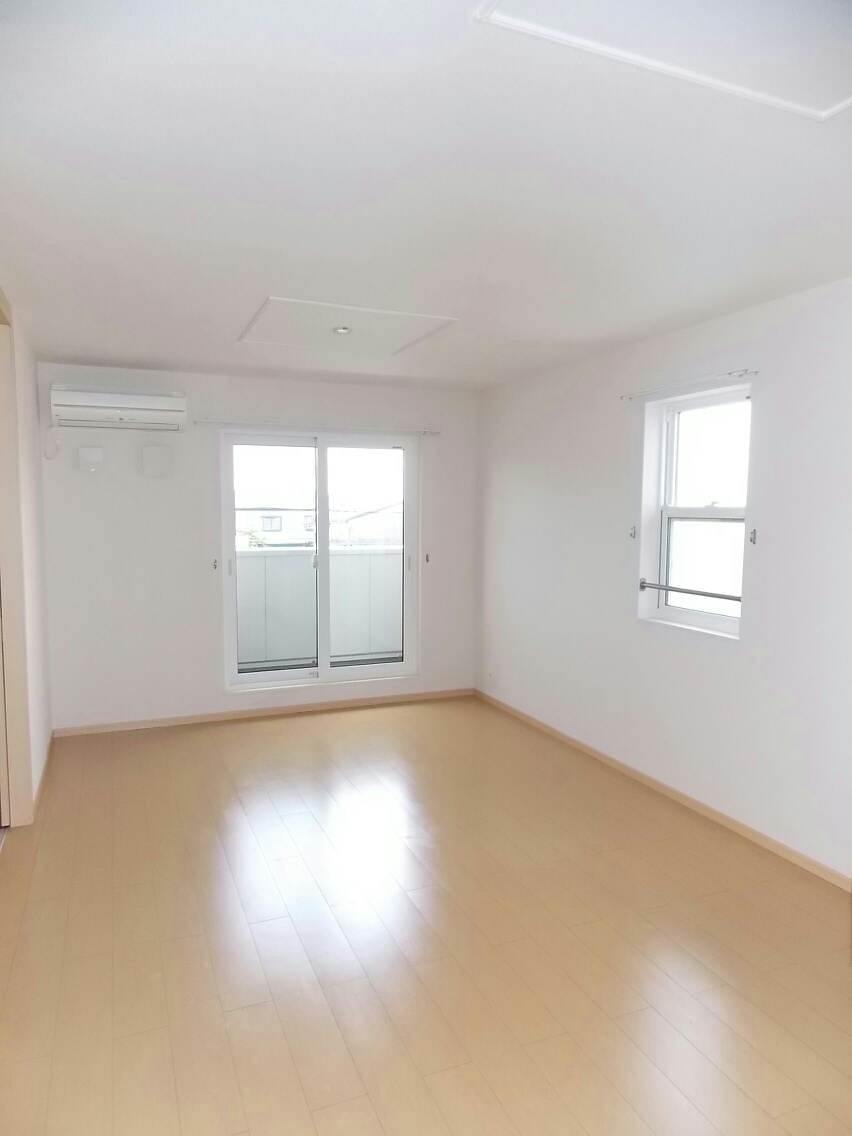 エアリー メイプル 2LDK・・・201号室画像