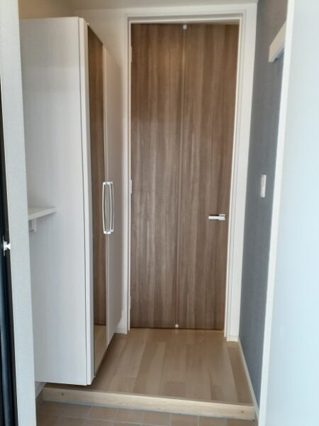 ゼファー川原崎Ⅱ　1LDK・・・104号室