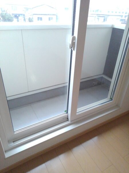 エアリー メイプル  2LDK・・・201号室