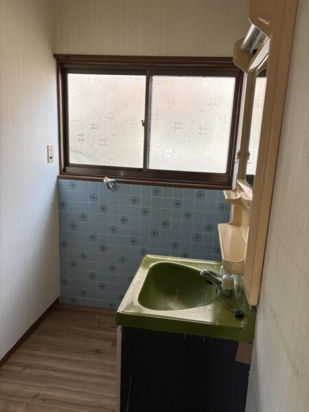 馬崎貸家