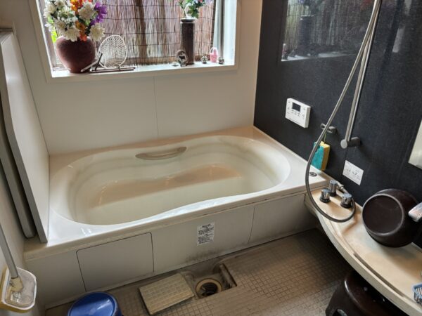 富美山町　中古住宅　4LDK+WIC　太陽光パネル付き　駐車場最大6台