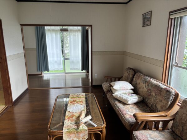大貫町6丁目　土地　現状渡し　中古住宅としても可　約120坪