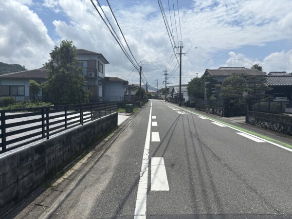 大貫町6丁目　土地　現状渡し　中古住宅としても可　約120坪