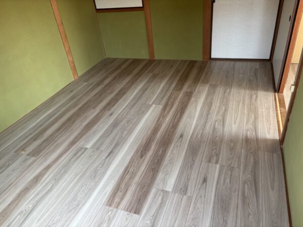 川原崎町貸家