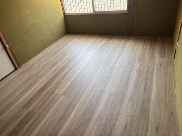 川原崎町貸家