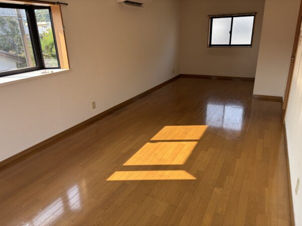 桜小路貸家